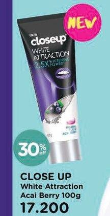 Promo Harga CLOSE UP Pasta Gigi White Attraction Mineral Clay Acai Berry 100 gr - Watsons