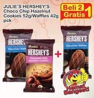 Promo Harga JULIES Hershey's Chocolate Chip Cookies Choco Chips Hazelnut, Waffles 42 gr - Indomaret