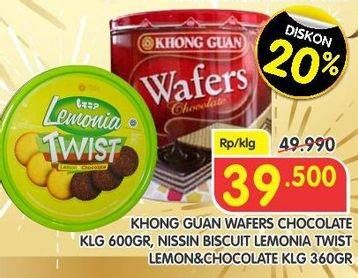 Promo Harga KHONG GUAN Wafer 600gr/NISSIN Cookies Lemonia Twist 360gr  - Superindo