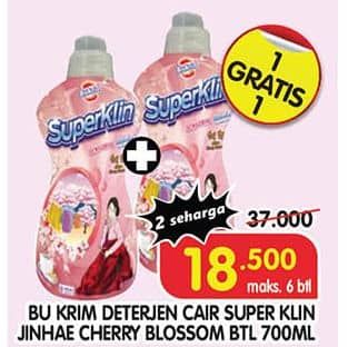 Promo Harga Bukrim Deterjen Cair Super Klin  Jinhae Cherry Blossom 700 ml - Superindo