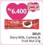 Promo Harga DELFI Chocolate Dairy Milk, Fruit Nut 27 gr - Alfamidi