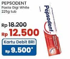 Promo Harga Pepsodent Pasta Gigi Pencegah Gigi Berlubang White 225 gr - Indomaret