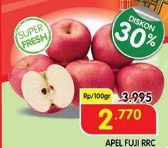 Promo Harga Apel Fuji RRC per 100 gr - Superindo