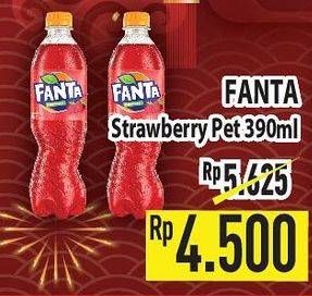 Promo Harga FANTA Minuman Soda Strawberry 390 ml - Hypermart