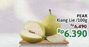 Promo Harga Pear Xiang Lie per 100 gr - Alfamidi