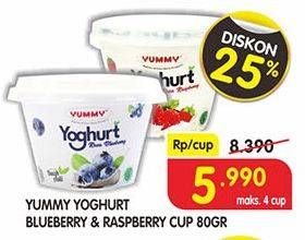 Promo Harga YUMMY Yogurt Blueberry, Raspberry 80 gr - Superindo