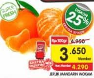 Promo Harga Jeruk Mandarin Wokam per 100 gr - Superindo