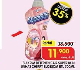 Promo Harga Bukrim Deterjen Cair Super Klin  Jinhae Cherry Blossom 700 ml - Superindo