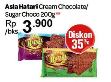 Promo Harga ASIA HATARI Cream Biscuits Chocolate, Sugar Chocolate 200 gr - Carrefour