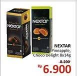 Promo Harga NABATI Nextar Cookies Brownies Choco Delight, Nastar Pineapple Jam per 8 pcs 14 gr - Alfamidi