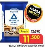 Promo Harga Bogasari Tepung Terigu Segitiga Biru 1000 gr - Superindo