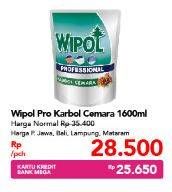 Promo Harga WIPOL Professional Disinfektan Karbol Pembersih Lantai Cemara 1600 ml - Carrefour