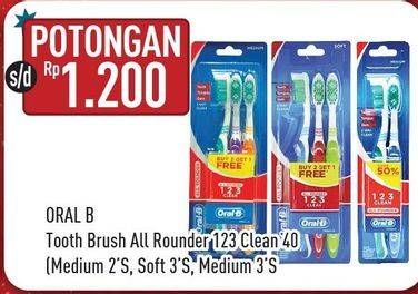 Promo Harga ORAL B Toothbrush All Rounder 1 2 3 Medium, Soft 3 pcs - Hypermart