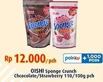 Promo Harga OISHI Sponge Crunch Cokelat, Stroberi 100 gr - Indomaret