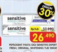 Promo Harga Pepsodent Pasta Gigi Sensitive Expert Fresh, Original, Whitening 100 gr - Superindo