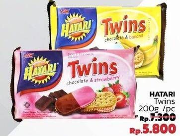 Promo Harga ASIA HATARI Twins Cream Biscuits 200 gr - LotteMart
