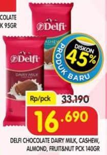 Promo Harga Delfi Chocolate Cashew, Fruit Nut, Dairy Milk, Almond 125 gr - Superindo