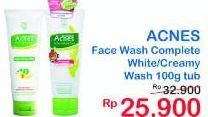 Promo Harga ACNES Facial Wash Fights Bacteria Acne Care, Complete White 100 gr - Indomaret