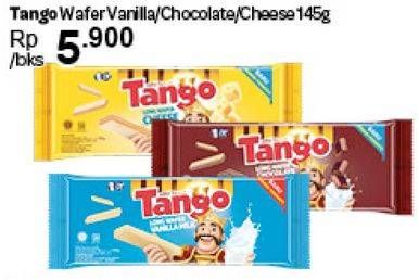 Promo Harga TANGO Long Wafer Cheese, Chocolate, Vanilla Milk 145 gr - Carrefour