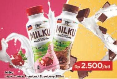 Promo Harga MILKU Susu UHT Cokelat Premium, Stroberi 200 ml - TIP TOP