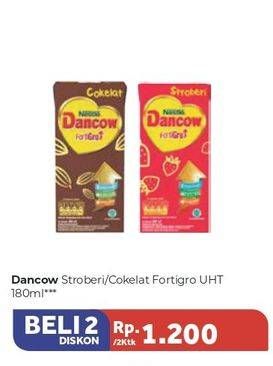 Promo Harga DANCOW Fortigro UHT Cokelat, Stroberi 180 ml - Carrefour