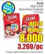 Promo Harga SGM Aktif Susu Cair Strawberry, Chocolate per 4 pcs 110 ml - Giant