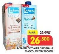 Promo Harga LACTASOY Soya Milk Original, Chocolate 1 ltr - Superindo