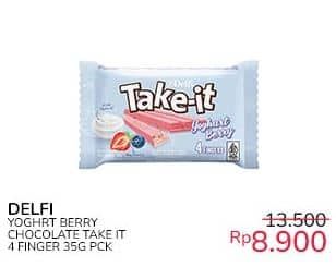 Promo Harga Delfi Take It Wafer 4 Fingers Yoghurt Berry 35 gr - Indomaret