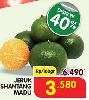 Promo Harga Jeruk Shantang Madu per 100 gr - Superindo