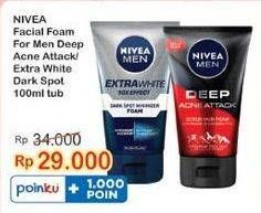 Promo Harga NIVEA MEN Facial Scrub Deep Acne Attack, Extra White Dark Spot 100 ml - Indomaret