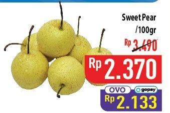 Promo Harga Pear Sweet per 100 gr - Hypermart