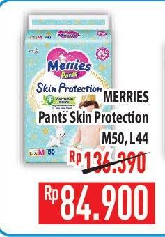 Promo Harga Merries Pants Skin Protection L44, M50 44 pcs - Hypermart