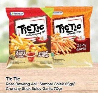 Promo Harga Tic Tic Snack Crunchy Stick Bawang Saos Pedas Mantap, Garlic / Bawang 65 gr - TIP TOP