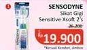 Promo Harga Sensodyne Sikat Gigi Sensitive Extra Soft 2 pcs - Alfamidi