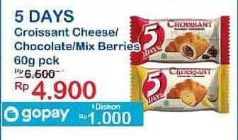 Promo Harga 5 Days Croissant Creamy Cheese, Creamy Chocolate, Sweet Mixed Berries 60 gr - Indomaret