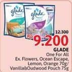 Promo Harga Glade One For All Elegant Vanilla Oud Wood, Exotic Flower, Ocean Escape, Lemon Squash, Orange Peach 70 gr - Alfamidi