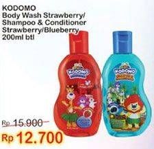 Promo Harga Body Wash Strawberry/ Shampoo & Conditioner Strawberry/Blueberry 200ml  - Indomaret