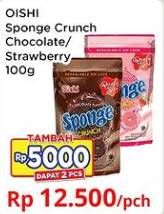 Promo Harga Oishi Sponge Crunch Cokelat, Stroberi 100 gr - Indomaret