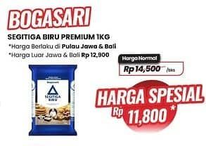 Promo Harga Bogasari Tepung Terigu Segitiga Biru Premium 1000 gr - Carrefour