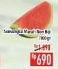 Promo Harga Semangka Merah Non Biji per 100 gr - Hypermart