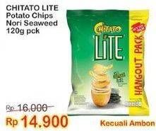 Promo Harga CHITATO Lite Snack Potato Chips Seaweed 120 gr - Indomaret