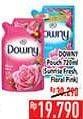 Promo Harga DOWNY Pewangi Pakaian Floral Pink, Sunrise Fresh 720 ml - Hypermart