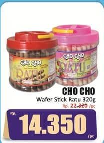 Promo Harga Cho Cho Wafer Stick Ratu Strawberry 350 gr - Hari Hari