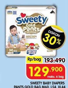 Promo Harga Sweety Gold Pants M60, XL44, L54 44 pcs - Superindo