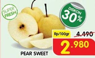 Promo Harga Pear Sweet per 100 gr - Superindo