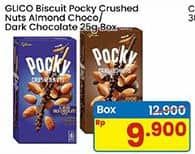 Promo Harga Glico Pocky Stick Crushed Nuts Almond Dark Chocolate, Chocolate Flavour 25 gr - Indomaret