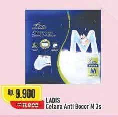 Promo Harga Makuku Ladis Celana Anti Bocor M3 3 pcs - Alfamart