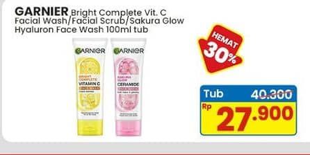 Promo Harga Garnier Facial Cleanser Bright Complete Vitamin C Super Whip Foam, Bright Complete Face Scrub, Sakura Glow Hyaluron Whip Foam 100 ml - Indomaret
