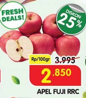 Promo Harga Apel Fuji RRC per 100 gr - Superindo