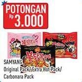 Promo Harga Samyang Hot Chicken Ramen Original, Extra Hot, Carbonara 105 gr - Hypermart